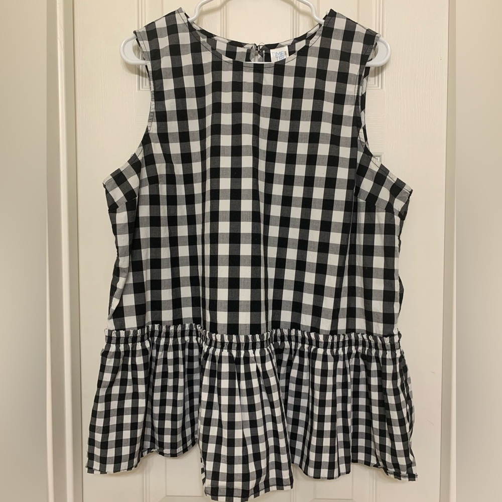 Black & White Buffalo Check Ruffled Sleeveless dress shirt